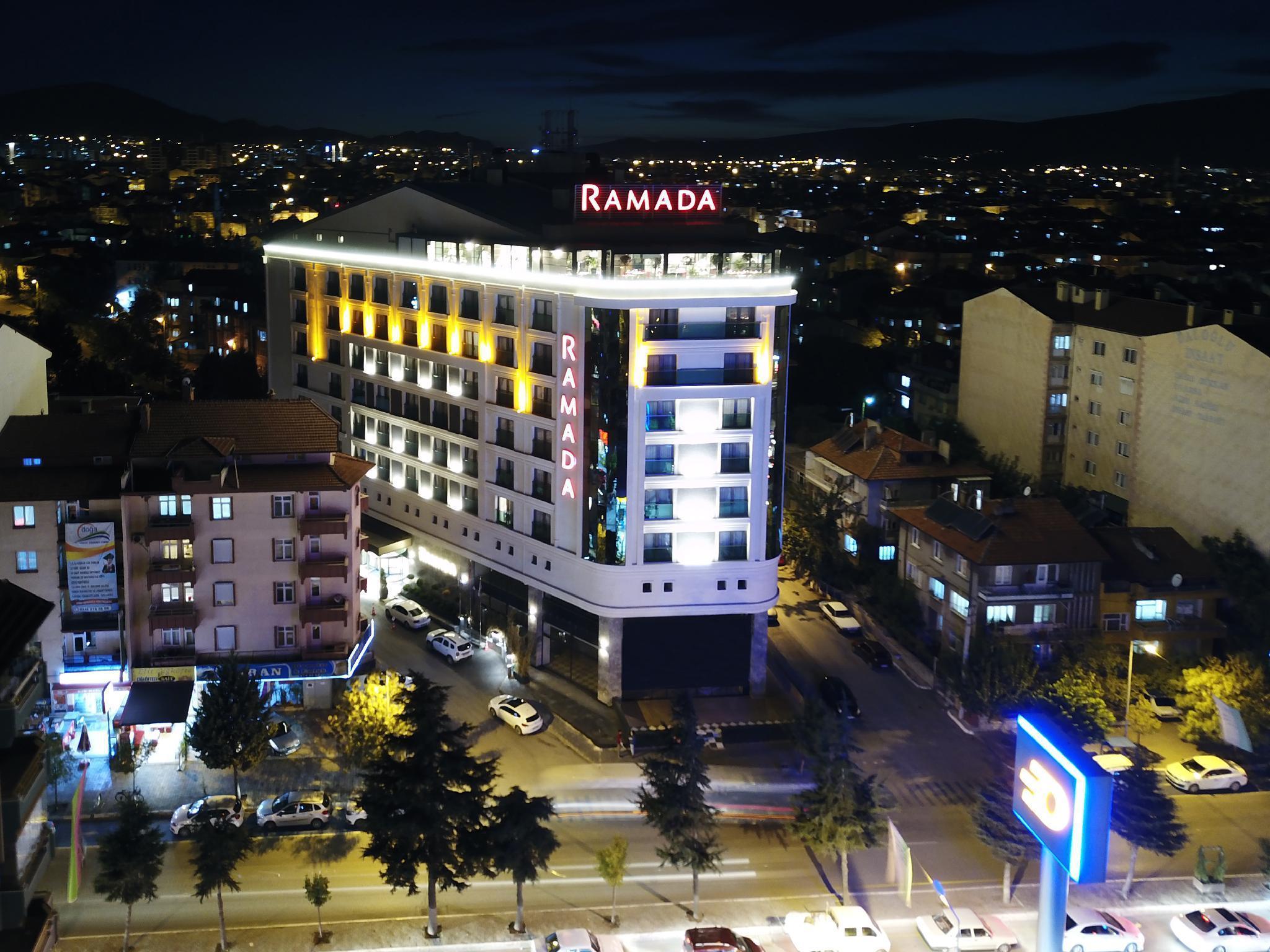 Ramada By Wyndham Isparta Esterno foto