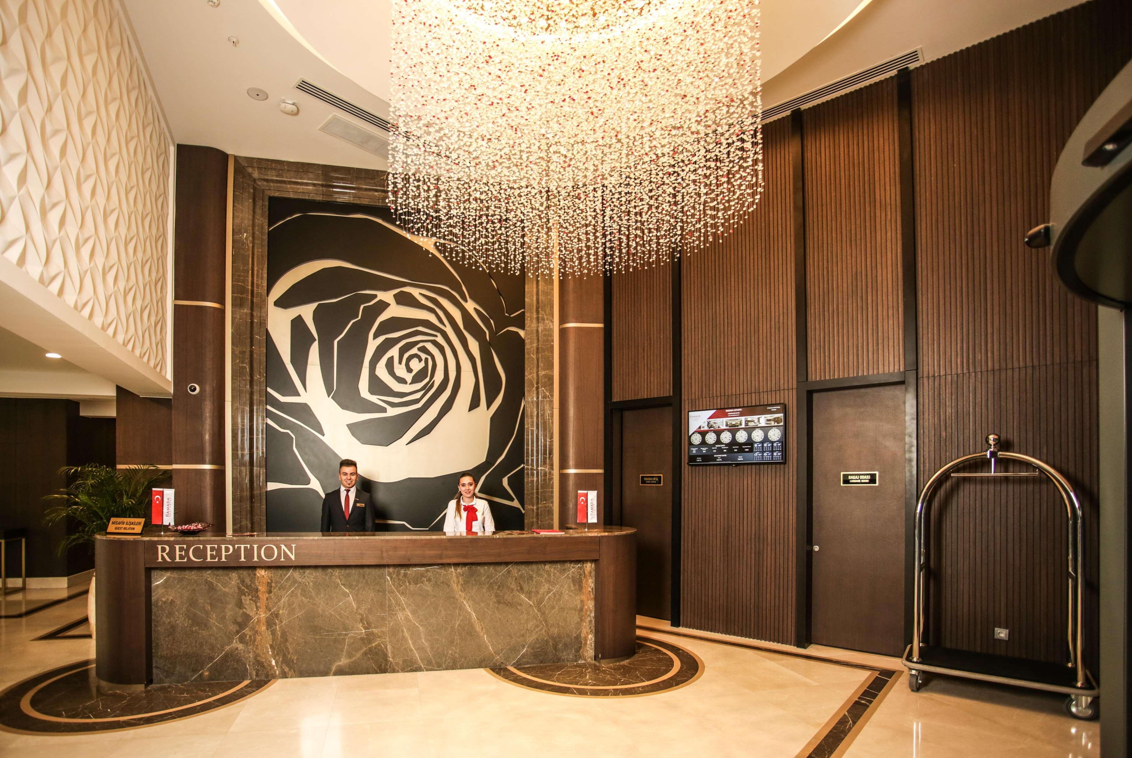 Ramada By Wyndham Isparta Esterno foto