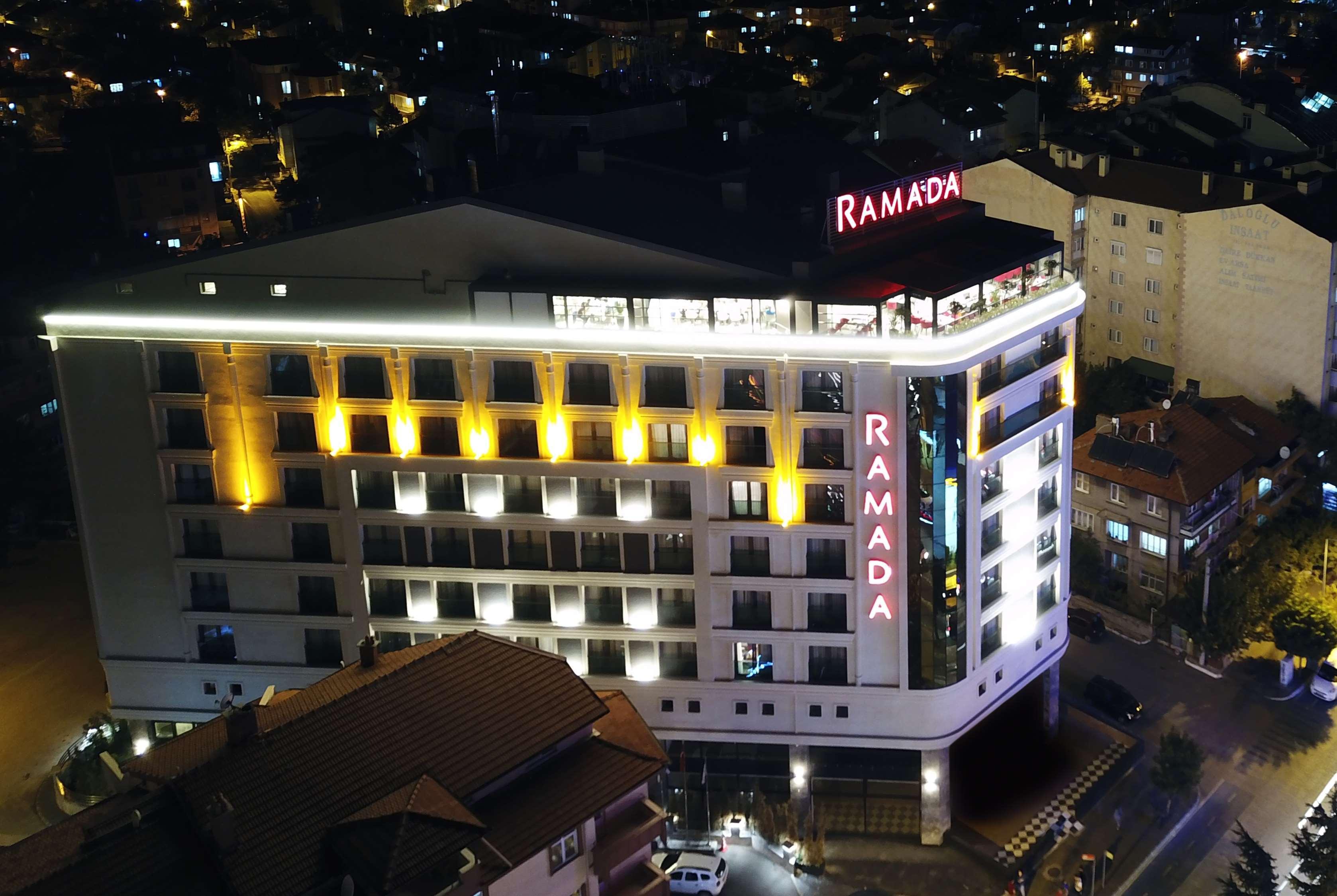 Ramada By Wyndham Isparta Esterno foto