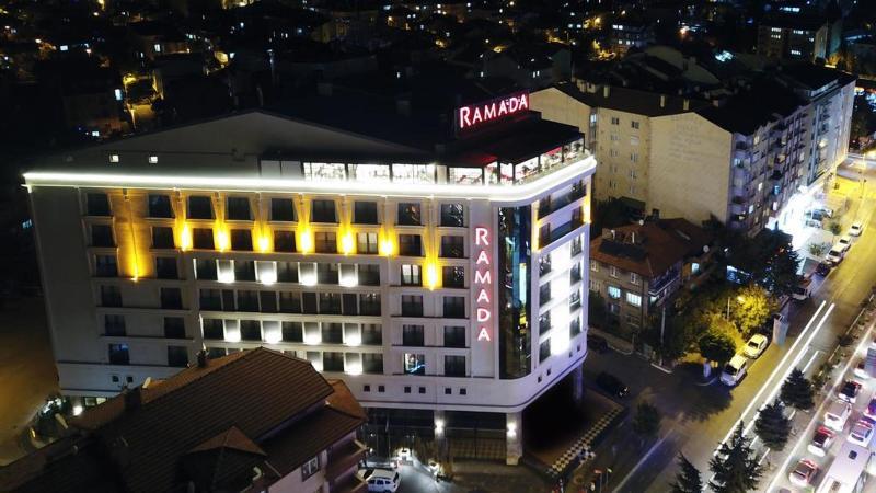 Ramada By Wyndham Isparta Esterno foto
