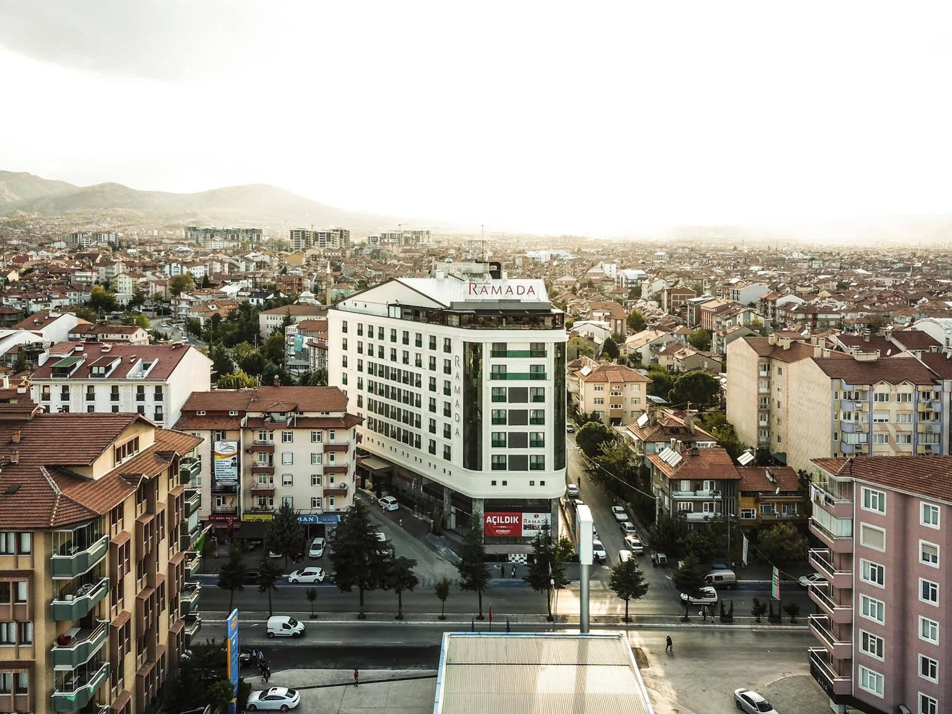 Ramada By Wyndham Isparta Esterno foto