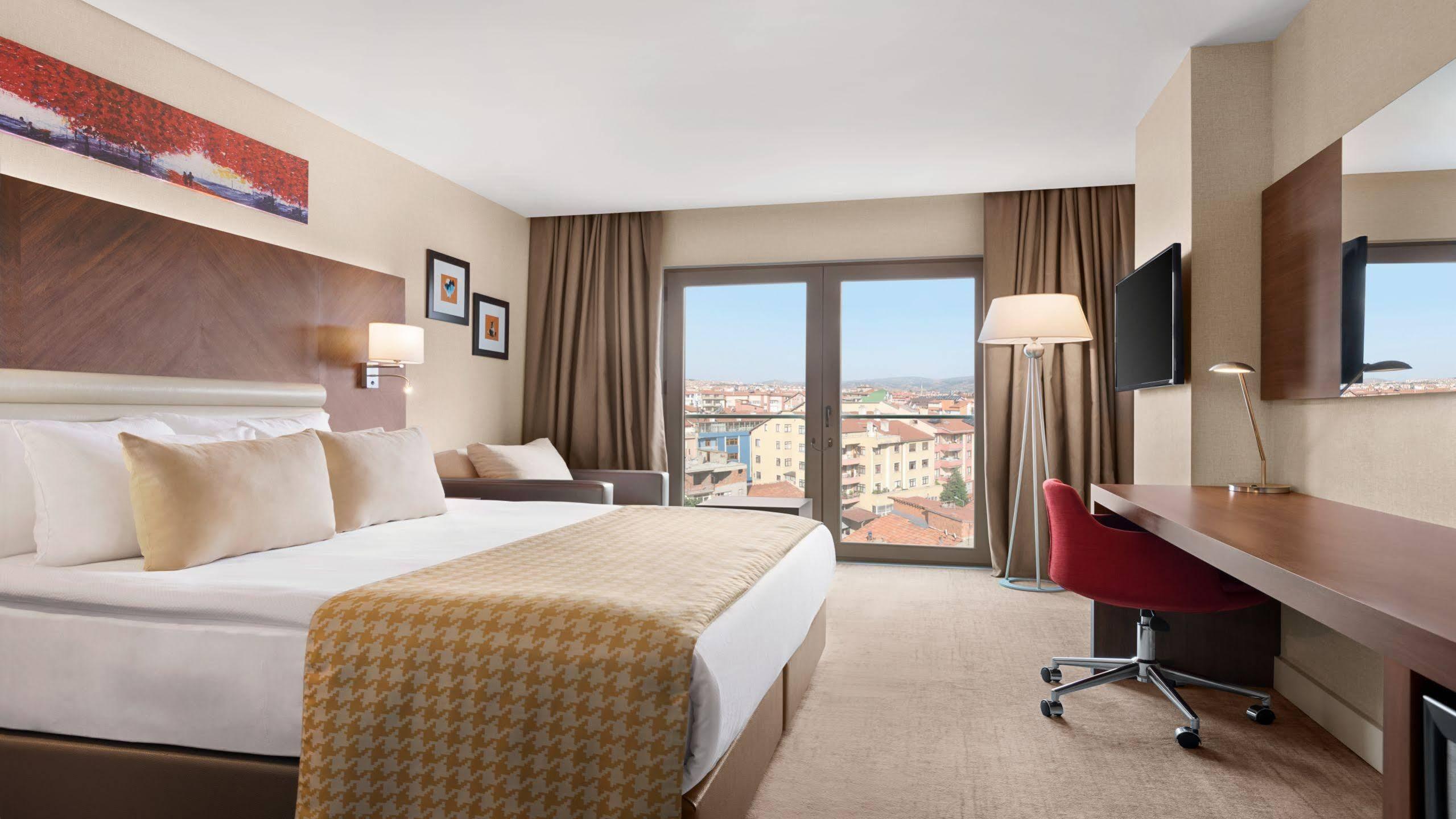 Ramada By Wyndham Isparta Esterno foto