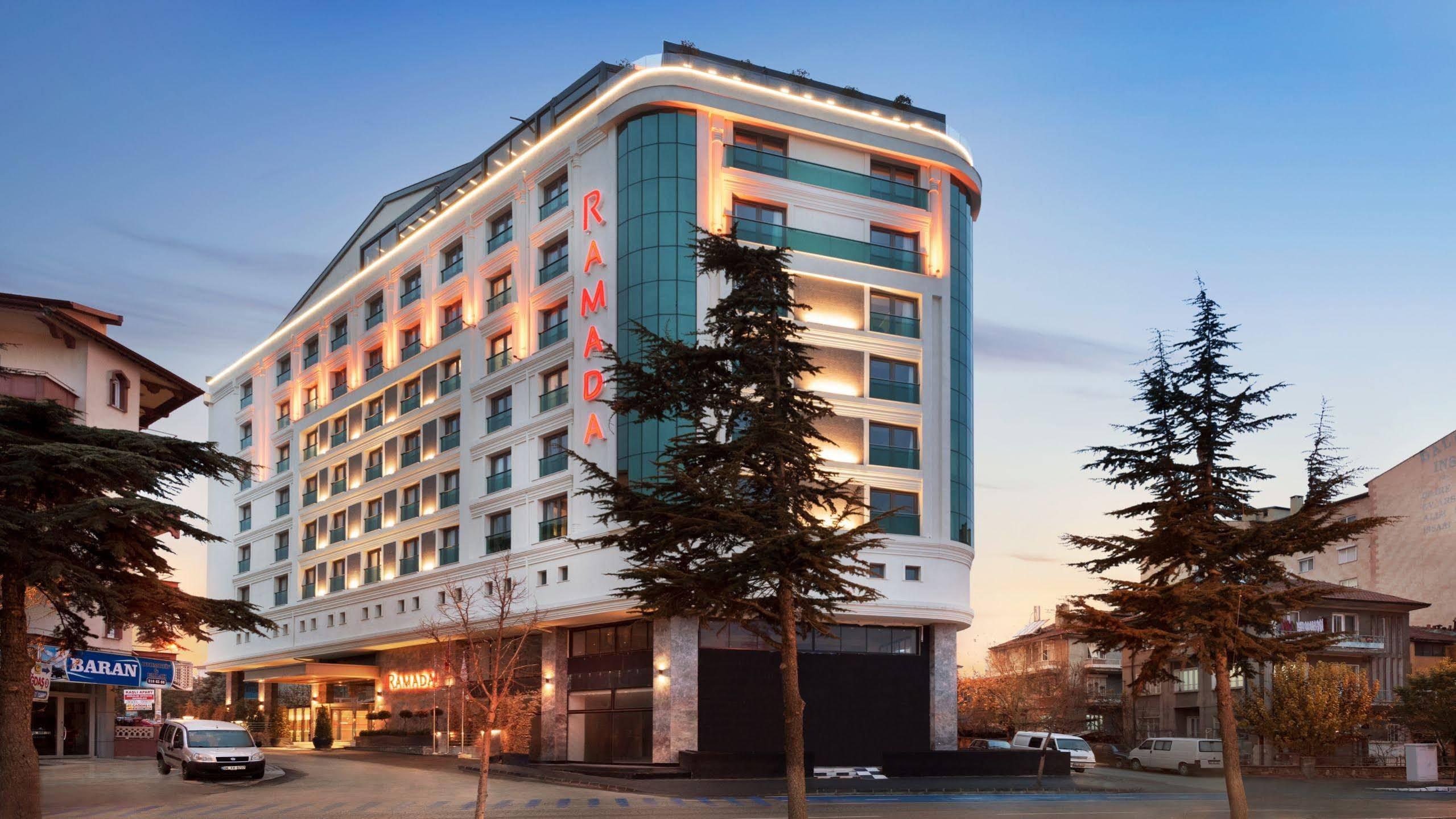 Ramada By Wyndham Isparta Esterno foto